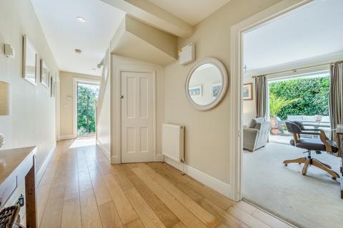 undefined, New Road, Yealmpton