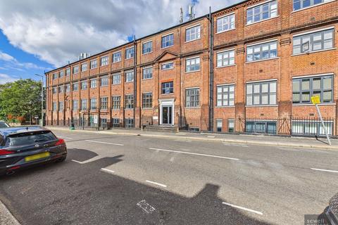 Whippendell Road, Watford, WD18 7PG