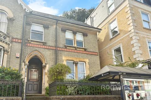 1 bedroom flat to rent, City Road, Winchester, Hampshire, SO23