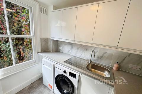 1 bedroom flat to rent, City Road, Winchester, Hampshire, SO23