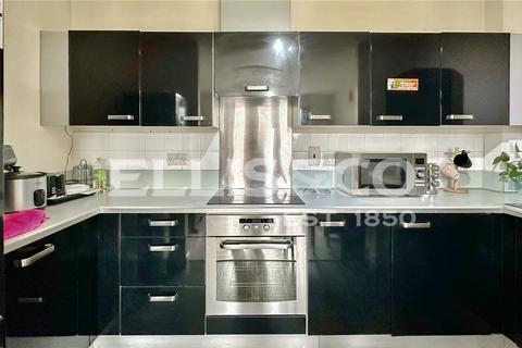 undefined, King George Crescent, Wembley, HA0
