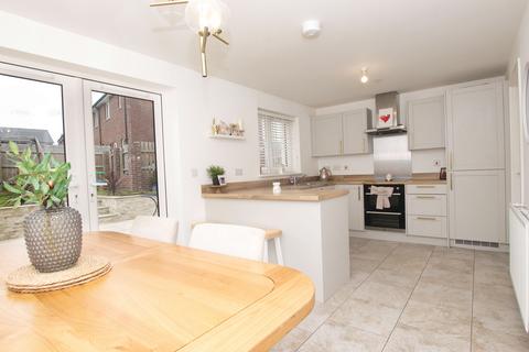undefined, Carn Y Cefn, Ebbw Vale