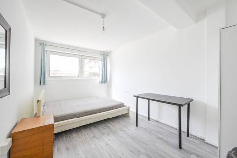 3 bedroom flat for sale, 74 Eric Street, London E3