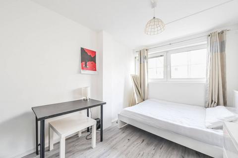 3 bedroom flat for sale, 74 Eric Street, London E3