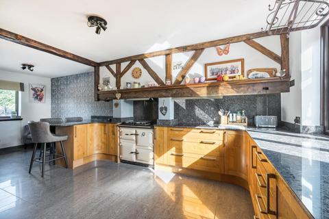 undefined, Headley,  Hampshire,  RG19