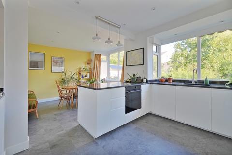 31 Longford Drive, Sheffield, S17 4LN
