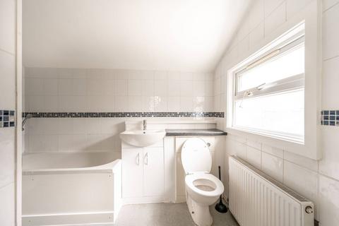 3 bedroom end of terrace house for sale, Springfield Road, Walthamstow, London, E17