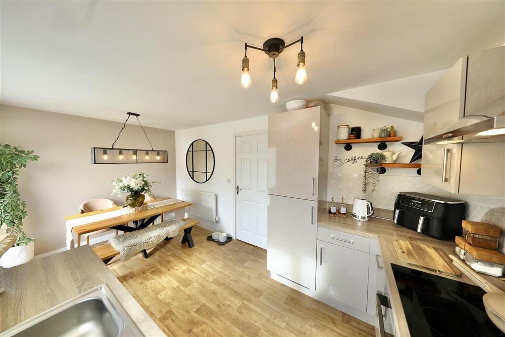 Kitchen diner
