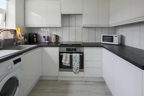 undefined, Saffron Close, Shoreham-By-Sea