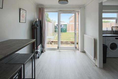 undefined, Saffron Close, Shoreham-By-Sea