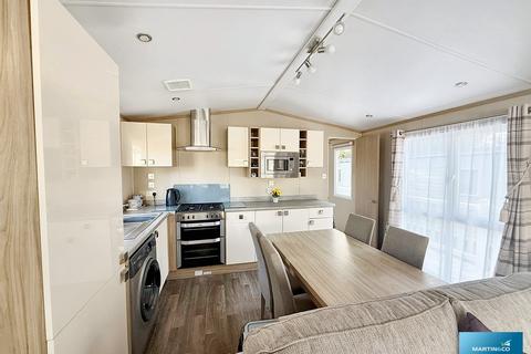 2 bedroom park home for sale, Daisy , Oakdean Holiday Park