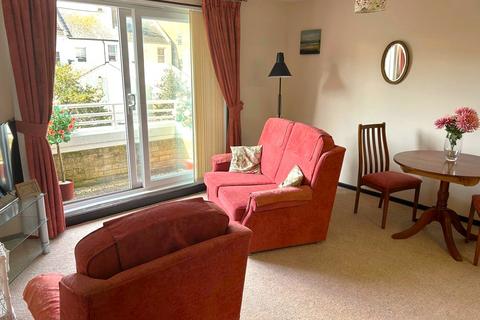2 bedroom flat for sale, West Street, Worthing, West Sussex, BN11