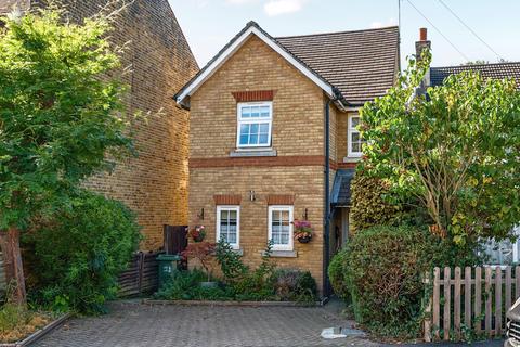 8a Shorts Road, Carshalton, SM5 2PB