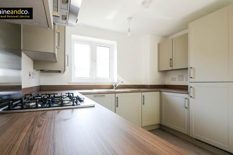 3 bedroom detached house for sale, Cobnut Close,Hatfield