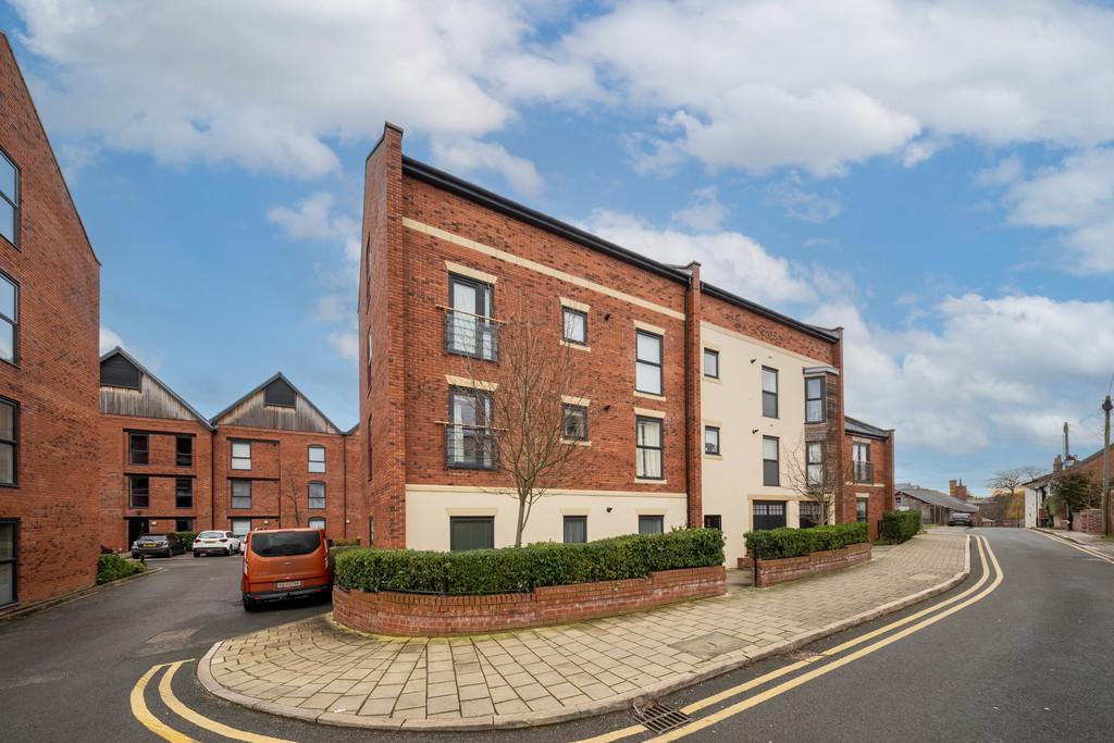 38 Lock Court, CH1 4 FD-14