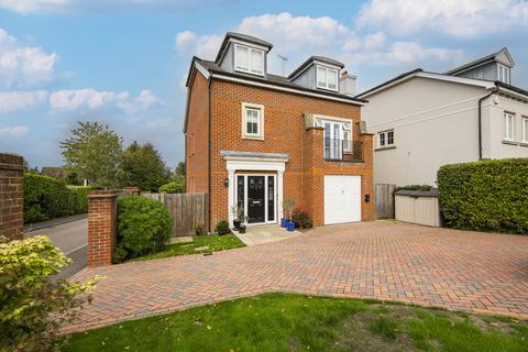 4 bedroom detached house for sale, Beech Close, Tunbridge Wells