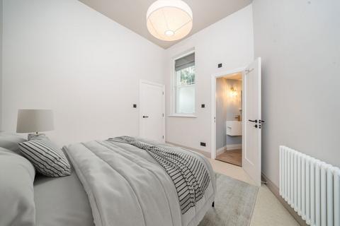 1 bedroom flat for sale, Park Road, Kingston Upon Thames KT1