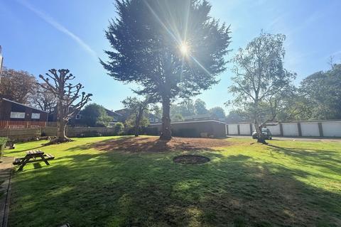 undefined, Foxgrove Road, Beckenham BR3