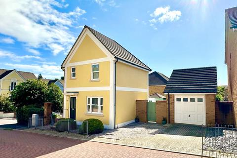 3 bedroom semi-detached house for sale, Pengelly Way, Torquay TQ2