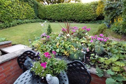 34 Smokies Way, Biddulph, Stoke-on-trent, ST8 6TZ