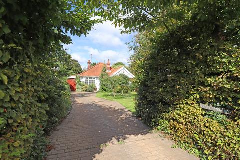 2 bedroom detached bungalow for sale, Old London Road, Copdock