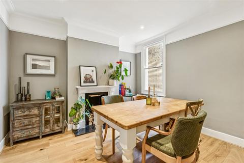 undefined, Hearne Road, London, W4