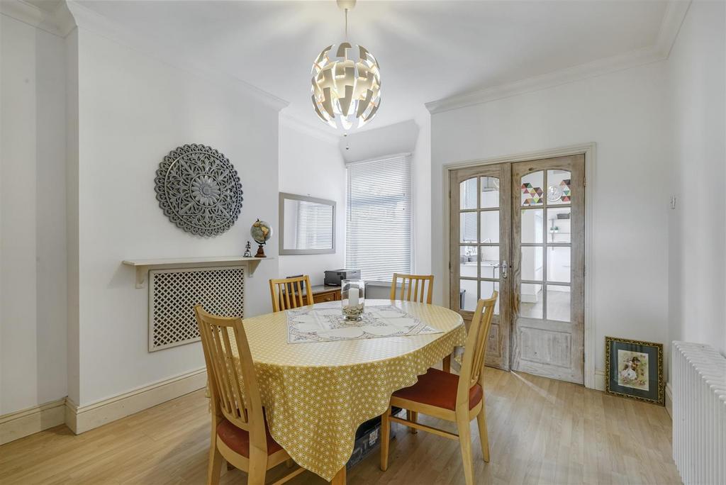 Dining/Sitting Room