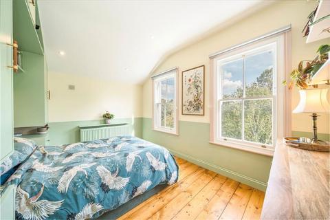 2 bedroom flat for sale, Jerningham Road, London SE14