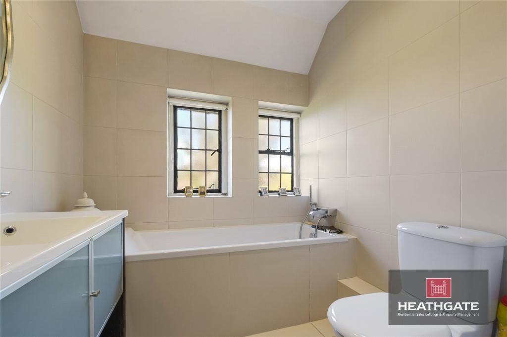 Blandford-close-hampstead-garden-suburb-n2