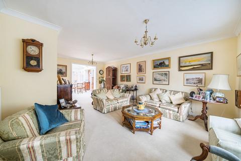 undefined, Trelawney Grove, Weybridge, KT13