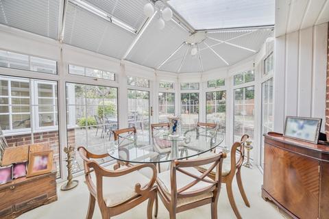 undefined, Trelawney Grove, Weybridge, KT13