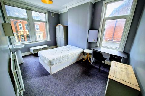 undefined, Regent Park Avenue, Leeds