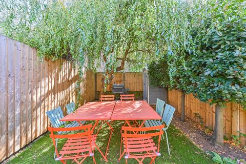 undefined, Marlborough Mews, Brixton, London, SW2