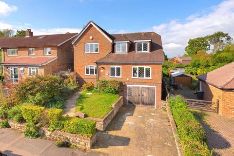 4 bedroom detached house for sale, Deakin Leas, Tonbridge, TN9
