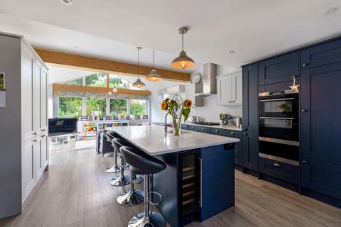 4 bedroom detached house for sale, Deakin Leas, Tonbridge, TN9