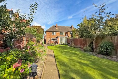 3 bedroom semi-detached house for sale, Lichfield Road, Bloxwich Walsall