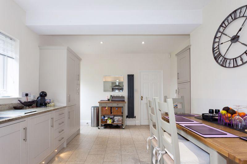Dining kitchen
