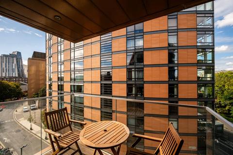 2 bedroom flat for sale, Palace View, Vauxhall, London, SE1