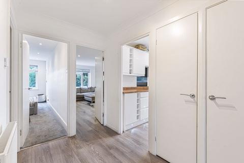 2 bedroom flat for sale, Footscray Road, London