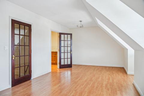 2 bedroom apartment for sale, East Street, Chesham, HP5