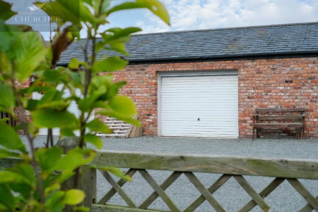 238523 3 lavendarbarn img 66 0001