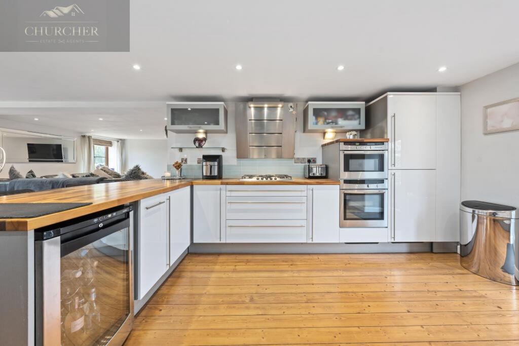 238523 3 lavendarbarn img 14 0001