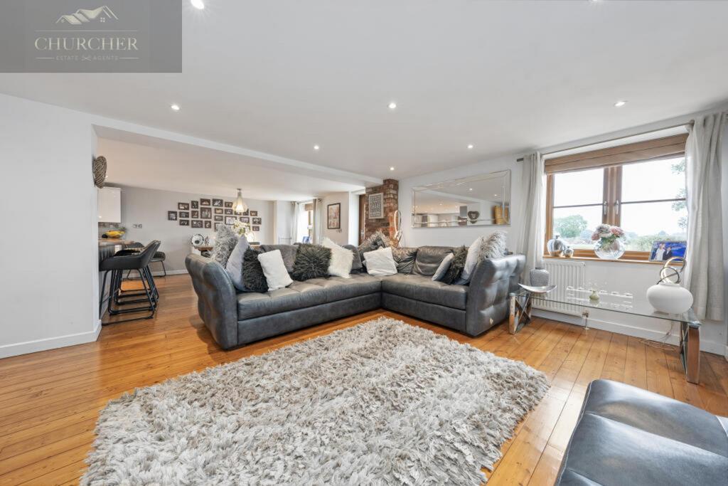 238523 3 lavendarbarn img 18 0001