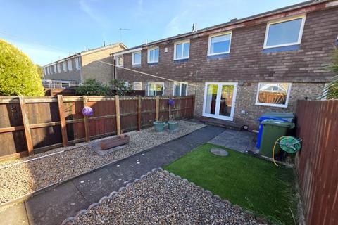2 bedroom terraced house for sale, Oulton Close, Cramlington