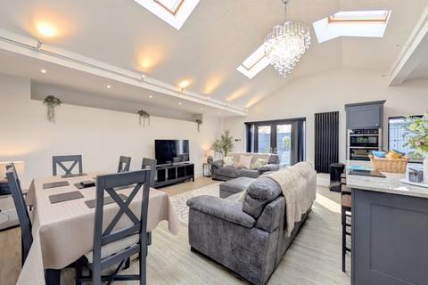undefined, Golf Open 2026 - Everton Road,  Birkdale - Sleeps 6/8