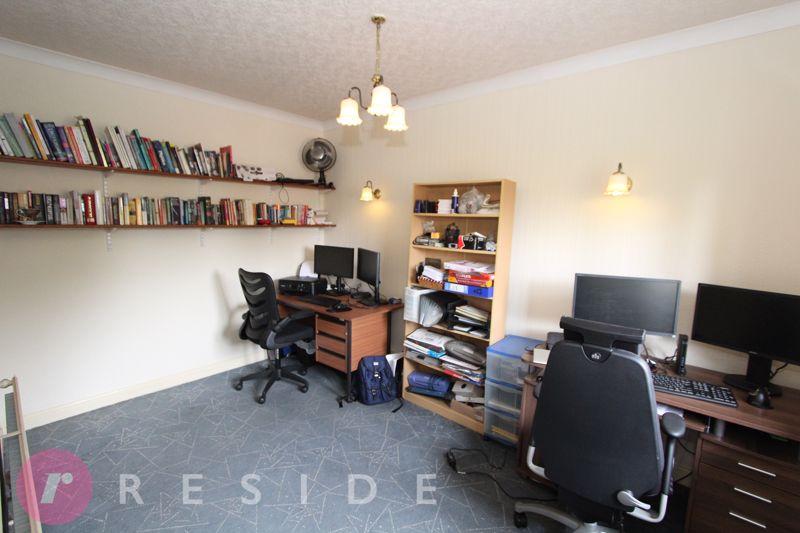 Home Office/Bedroom