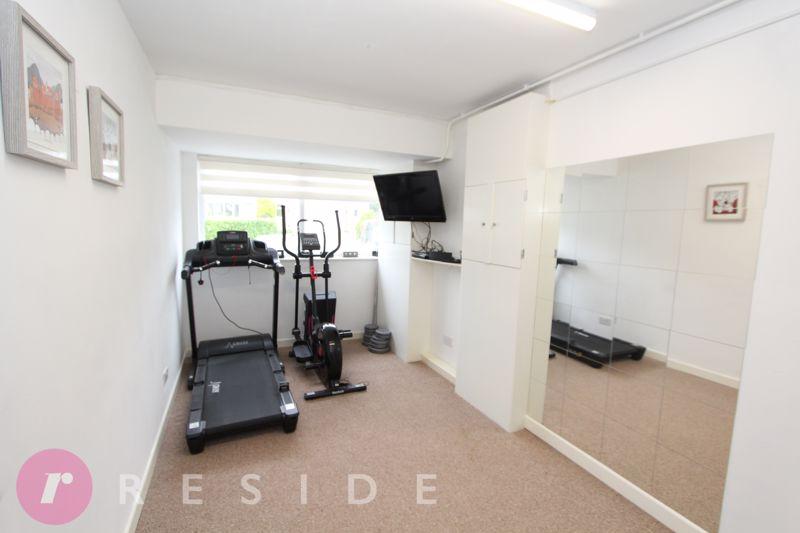 Home Gym/Bedroom...