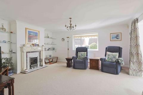 2 bedroom detached bungalow for sale, RIDGEMARK CLOSE BRIXHAM