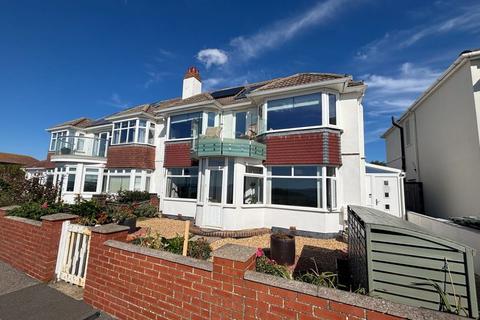 2 bedroom ground floor flat for sale, Marine Parade West, Lee-On-The-Solent, PO13