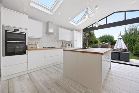 16 Manor Way, Harrow, HA2 6BY